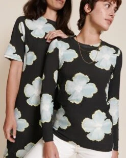 Le Haut Janis En Lyocell - Anémones Des Neiges 15 Le Haut Janis En Lyocell - Anémones Des Neiges -Bijoux Magasin 2311CB 1