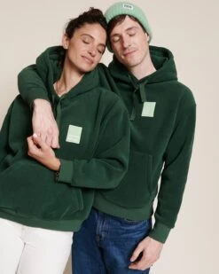 Le Hoodie Wild Dad En Polaire Recyclée - Vert Nuit 18 Le Hoodie Wild Dad En Polaire Recyclée - Vert Nuit -Bijoux Magasin 235223 1 660ebe3c 46c4 44d5 a74c 19afe21c3a0d