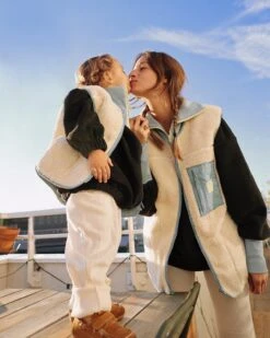 La Veste Vic Unisexe En Bouclette De Coton Bio - Crème 32 La Veste Vic Unisexe En Bouclette De Coton Bio - Crème -Bijoux Magasin 23A359 1 21d20049 603d 4e42 9f9c 84664286efb4