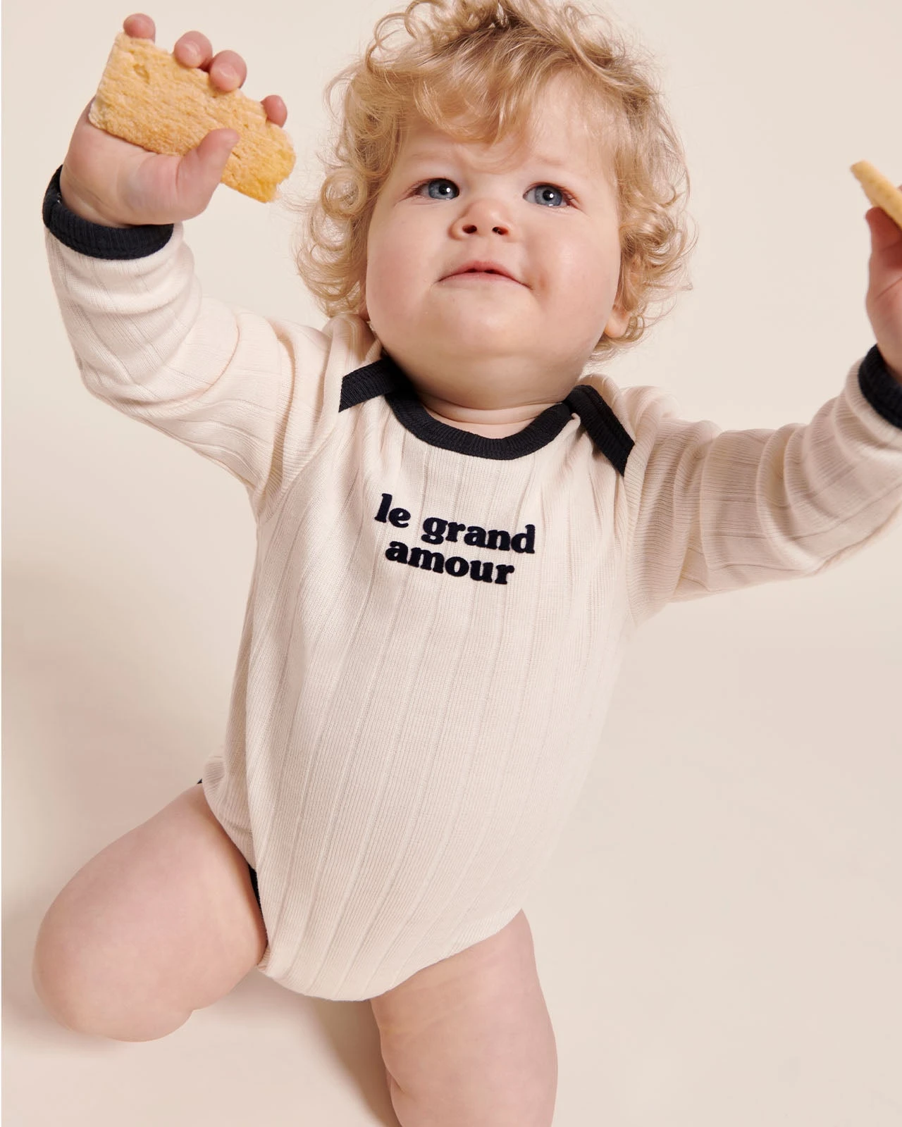 Le T-shirt D'allaitement Et Le Body Le Grand Amour 10 Le T-shirt D'allaitement Et Le Body Le Grand Amour – Image 8