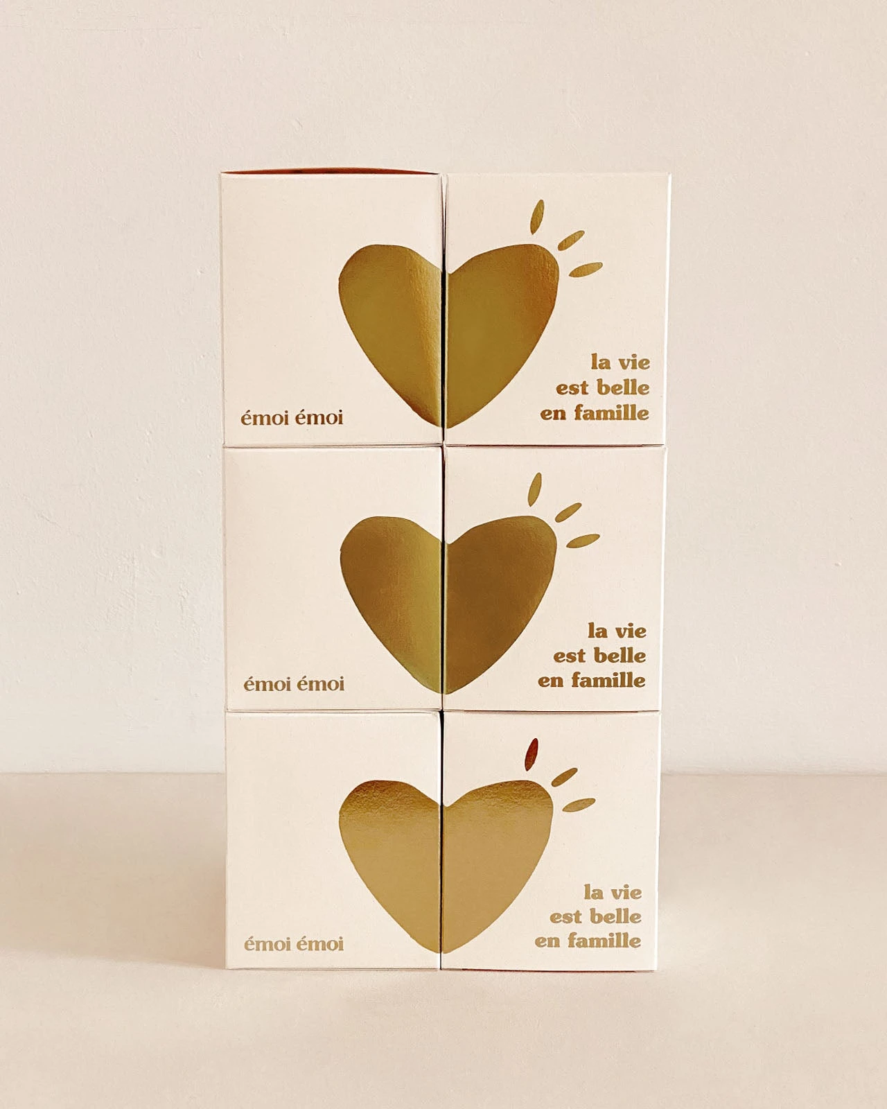 La Bougie La Vie Est Belle En Famille En Cire Végétale - Senteur Orange Canelle - Doré 9 La Bougie La Vie Est Belle En Famille En Cire Végétale - Senteur Orange Canelle - Doré – Image 7