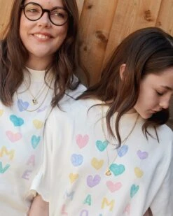 Le T-shirt Mama Love En Coton Bio - Blanc -Bijoux Magasin 23SFamilleMamaLoveAquarelleTSadulteallaitement jeanblanc Mamalove emoiemoi 12 2788web 93170fda 5ed8 4178 9f53 85ed68be7e82