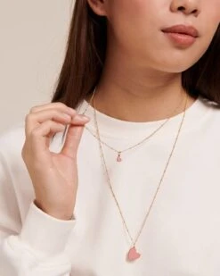 La Médaille Misia Grand Cœur Rose - Dorée à L'or Fin 24 Carats - 15mm -Bijoux Magasin 23SMedailleManonrose Chaineboule Sweatloverunstheworldemoiemoi 03 182web 7bf89e8c 4063 432c a44e 4d33d5df30cd