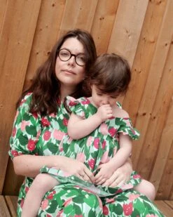 La Robe Rose En Coton Lin - Champ De Tulipes -Bijoux Magasin 23SRobeRosietulipesfemme RobeRosetulipesenfant hiphiptulipes emoiemoi 10 1965web 60ee7f3f 13c5 466d 9105 c378e99720b6