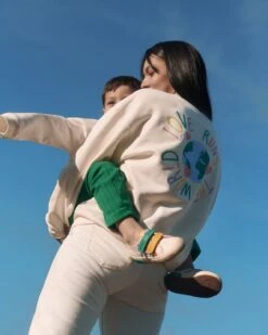 Les Tennis Superga X émoi émoi – Enfant – Ivoire -Bijoux Magasin 23SSWLoverunstheworld pantalonlarsvert jeanblanc basketsSupergaenfant Mamalove emoiemoi 08 1617web b9494595 84b4 4ac2 a276 02ad3930f95b