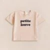 Le T-shirt Petite Louve En Coton Bio - Latte 1 Le T-shirt Petite Louve En Coton Bio - Latte -Bijoux Magasin 23ST shirtfamilleloup T shirtpetitelouvelatte emoiemoi15 211116 FB OLYBE DAY2 1074web