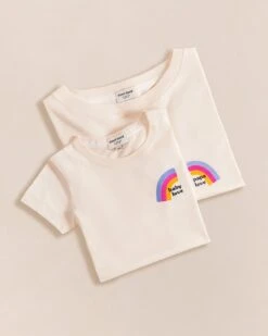 Le T-shirt Rainbow Baby Love En Coton Bio - Ivoire 9 Le T-shirt Rainbow Baby Love En Coton Bio - Ivoire -Bijoux Magasin 23ST shirtfamilleloverainbow T shirtbabyloverainbow emoiemoi 25 01 220645 2web