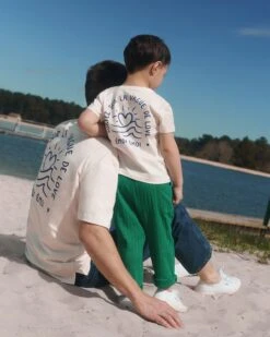 Le T-shirt Vague De Love Unisexe En Coton Bio - Blanc -Bijoux Magasin 23STSVaguedeLoveenfantadulte pantalonlarsvert Vaguedelove emoiemoi 01 45web b6ac5731 0887 4fa5 90ec 2054f934bf78