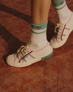 Les Chaussettes Love Runs The World Adulte - Blanc -Bijoux Magasin 23Sbasketsupergafemme chaussettesloverunstheworld pixelsfromanaisemoiemoi 0304web 117f9cc1 0def 4d14 a81d 36c5b7f32897