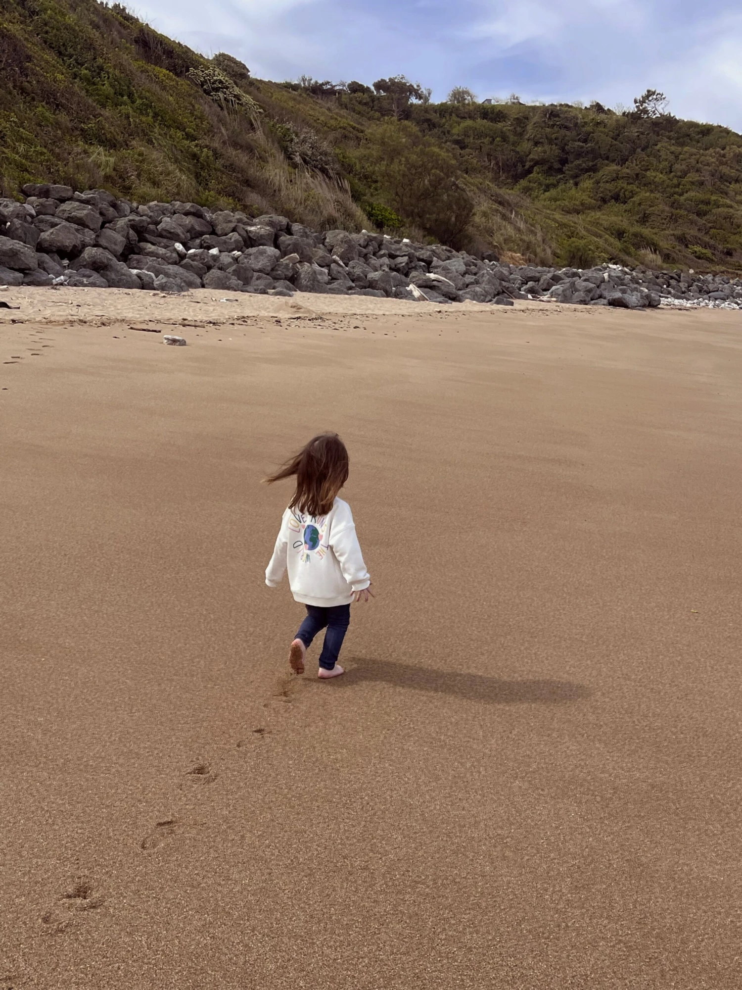 Le Sweat Love Runs The World Enfant En Coton Bio - Blanc 5 Le Sweat Love Runs The World Enfant En Coton Bio - Blanc – Image 3