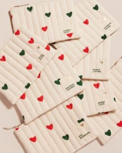 La Pochette Matelassée Coeurs - Message Au Choix - Crème -Bijoux Magasin 23WPochettecoeursvertetrouge emoiemoiweb
