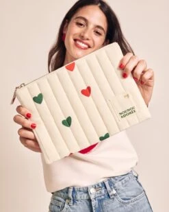 La Pochette Matelassée Coeurs - Message Au Choix - Crème -Bijoux Magasin 23WPochettecoeursvertsetrouges nounouadoree emoiemoiweb