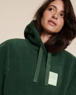 Le Hoodie D'allaitement Mother Nature En Polaire Recyclée - Vert Nuit 9 Le Hoodie D'allaitement Mother Nature En Polaire Recyclée - Vert Nuit -Bijoux Magasin 23WPolairevertehoodiemothernatureallaitementvertnuit emoiemoi 14 1657web
