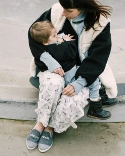 Le Sweat D'allaitement Sunilke En Polaire Recyclée Et Col Zippé - Gris -Bijoux Magasin 23WPyjamaSpaceSheepfemme Sweattrappeursunnyallaitementgrisanthracite VesteVicmoumoute AngardeChaussonsgrisDreamTeam pixelsfromanaisemoiemoi SPACESHEEP 4553web