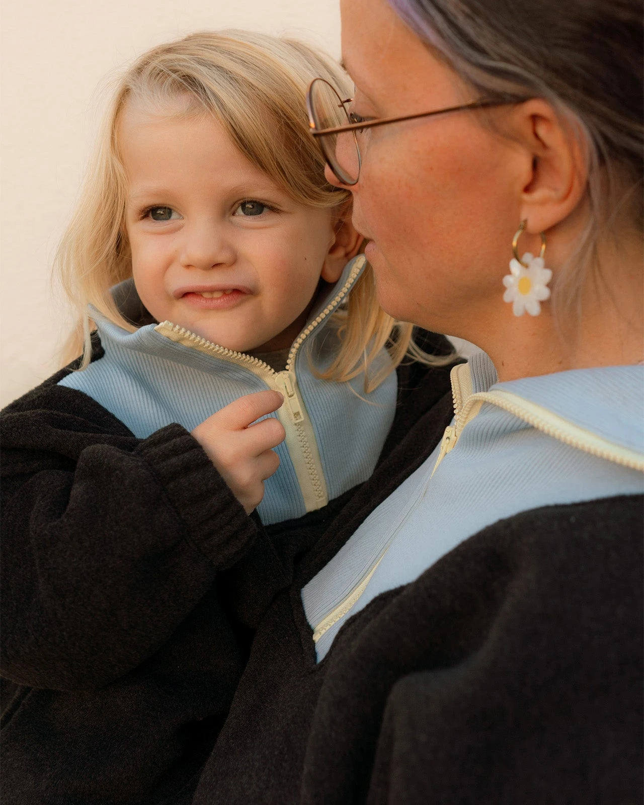 Le Duo De Sweats En Polaire Recyclée Gris 12 Le Duo De Sweats En Polaire Recyclée Gris – Image 10