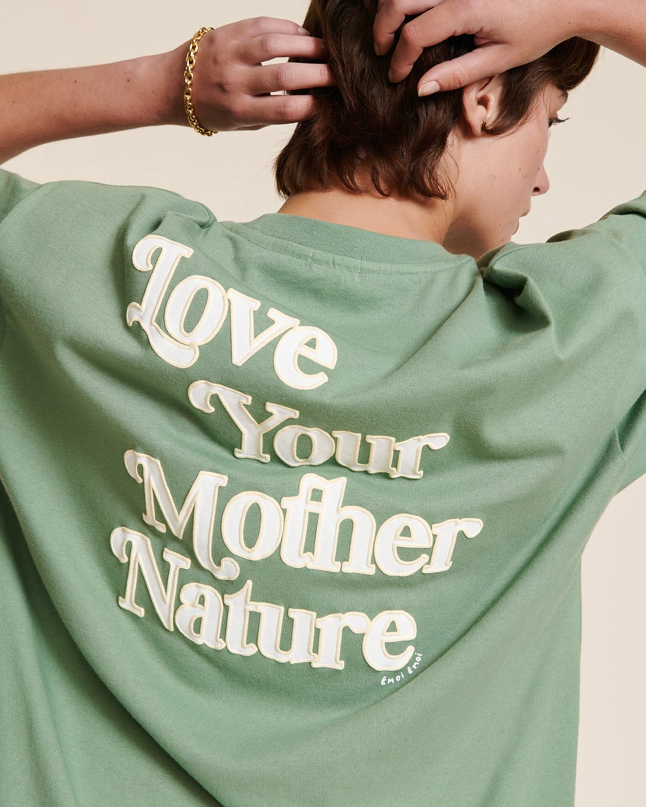 Le T-shirt Love Your Mother Nature Unisexe En Coton Bio - Vert Sauge 9 Le T-shirt Love Your Mother Nature Unisexe En Coton Bio - Vert Sauge – Image 7