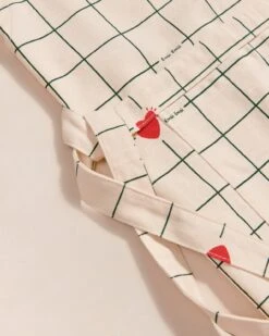 Le Tablier Mini Cool à Carreaux En Coton Bio - Crème -Bijoux Magasin 23WTablierminicoolimprimecarreaux emoiemoi 03 623web