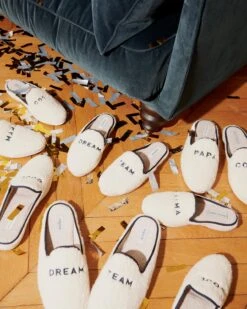 Les Chaussons Dream Team Femme En Laine Bouclette - Angarde X émoi émoi -Bijoux Magasin 23Wchaussonsangardedreamteam papacool papycool mamiecool mamacoolmoumoute emoiemoi 05 757web