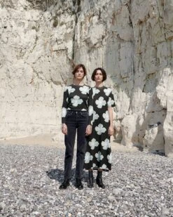 Le Haut Janis En Lyocell - Anémones Des Neiges 19 Le Haut Janis En Lyocell - Anémones Des Neiges -Bijoux Magasin 23Wloukoumanemone t shirtjijianemonesdesneiges roberoxaneanemonesdesneiges emoiemoi 01 97web 55248884 df10 4993 a0ce e01610799544