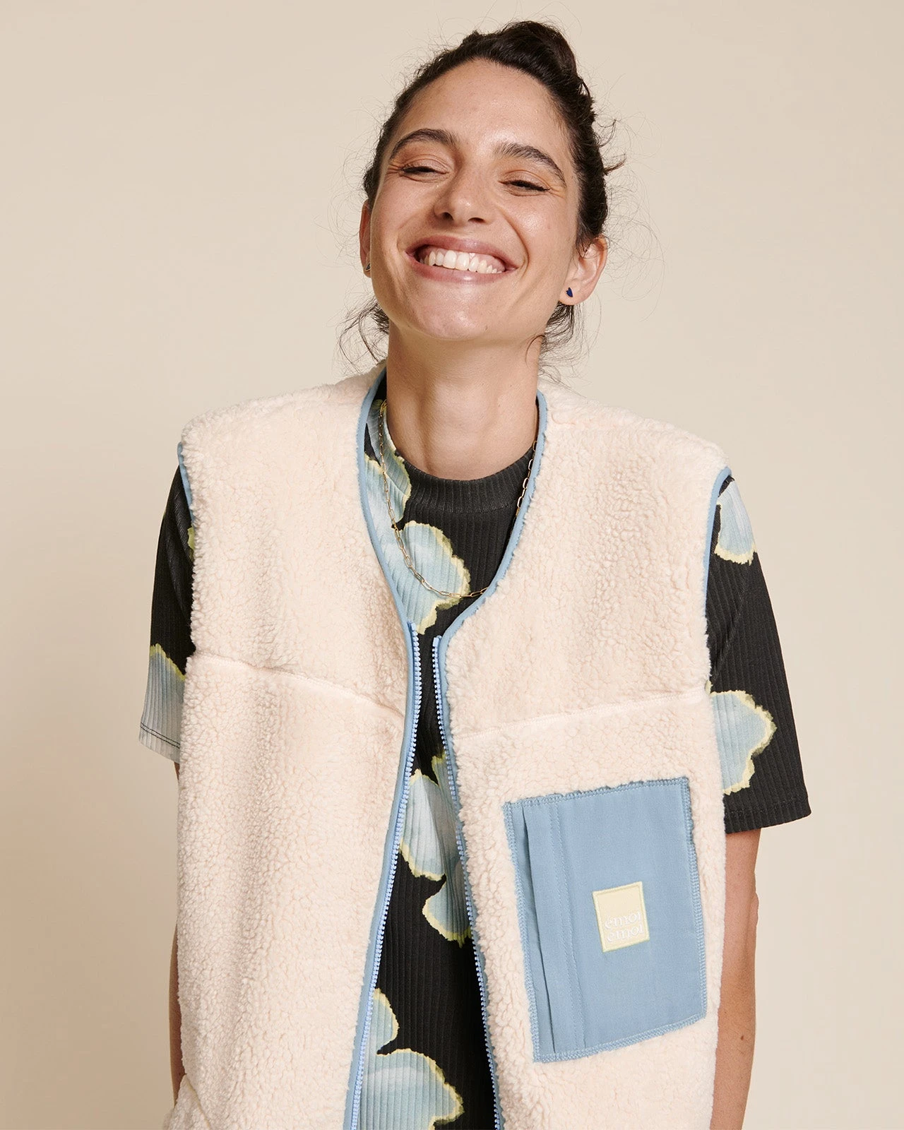 La Veste Vic Unisexe En Bouclette De Coton Bio - Crème 16 La Veste Vic Unisexe En Bouclette De Coton Bio - Crème – Image 14