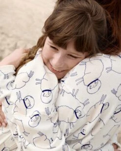 Le Pyjama Moutons De L'espace Enfant En Coton Bio Nid D'abeille - Blanc 19 Le Pyjama Moutons De L'espace Enfant En Coton Bio Nid D'abeille - Blanc -Bijoux Magasin 23Wpyjamamoutonsdel espace emoiemoi 13 2830web 5daf3a1d 4402 4516 9b2e aaa2d7662ebd