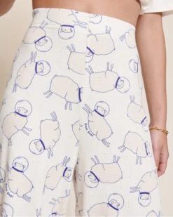 Le Pyjama Moutons De L'espace Femme En Coton Bio Nid D'abeille - Blanc -Bijoux Magasin 23Wpyjamamoutonsdel espacepantalonfemme emoiemoi 38 3857web b56b8b93 19f0 4ddb 87f4 9baf1ac1864a