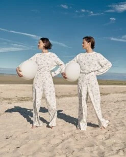Le Pyjama Moutons De L'espace Femme En Coton Bio Nid D'abeille - Blanc -Bijoux Magasin 23Wpyjamasmoutonsdel espace emoiemoi 08 1522web