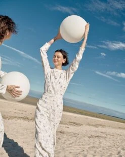 Le Pyjama Moutons De L'espace Femme En Coton Bio Nid D'abeille - Blanc -Bijoux Magasin 23Wpyjamasmoutonsdel espace emoiemoi 08 1542web 13b15153 eea2 499b 8598 8452973d121c