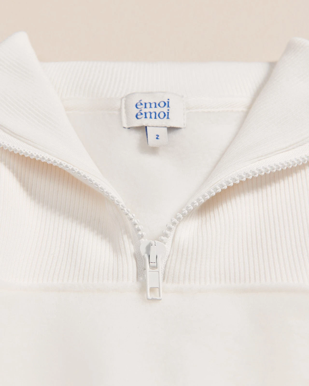 Le Sweat Sun En Polaire Recyclée Et Le Legging Flower Thérapie 7 Le Sweat Sun En Polaire Recyclée Et Le Legging Flower Thérapie – Image 5