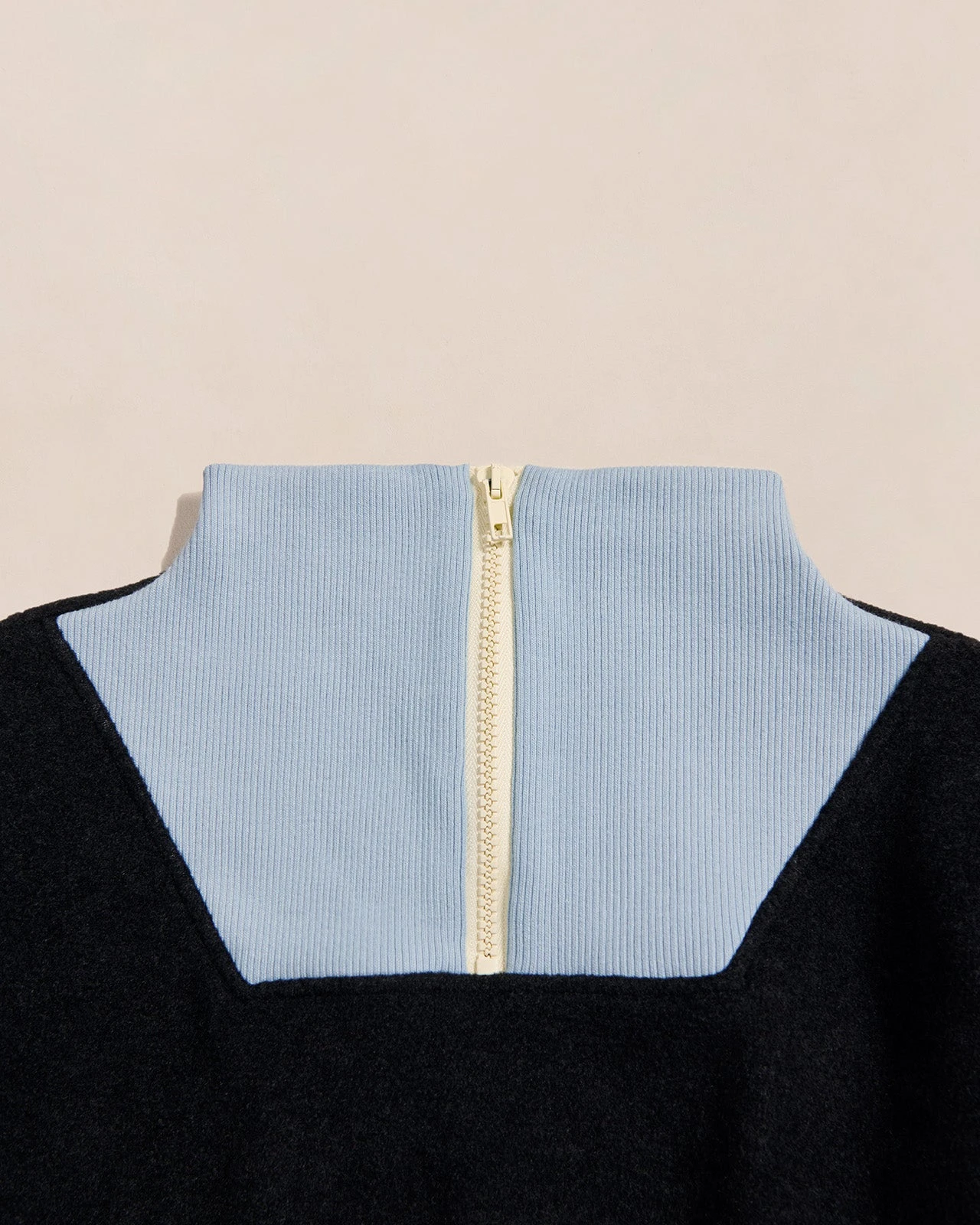 Le Duo De Sweats En Polaire Recyclée Gris 14 Le Duo De Sweats En Polaire Recyclée Gris – Image 12