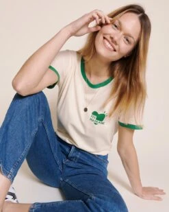 Le T-shirt Coeur Fée Marraine En Coton Bio - Crème 22 Le T-shirt Coeur Fée Marraine En Coton Bio - Crème -Bijoux Magasin 23Wt shirtfeemarrainecoeurvert jeanindigo medailleprecieuseinitiale17mmvermeil chaine50cm emoiemoi 04 329web