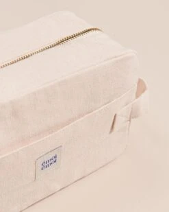 La Trousse De Toilette Marraine - Nature -Bijoux Magasin 23Wtroussedetoilettecoeursignature emoiemoi 03 802web 49b9e097 4732 4f3e bdbf 9b234260c365