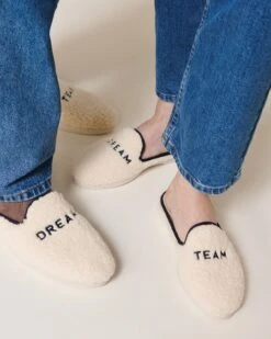 Les Chaussons Dream Team Homme En Laine Bouclette - Angarde X émoi émoi -Bijoux Magasin 23WxAngardemoumoutechaussonsdreamteammoumoute emoiemoi 22 1685web