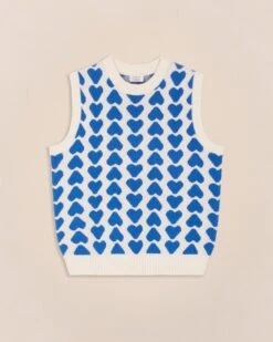Le Pull Davia Sans Manches En Cachemire - Cœurs Bleus - Hircus X émoi émoi -Bijoux Magasin 23WxHircusPullcoeursalloverDavia Hircusweb