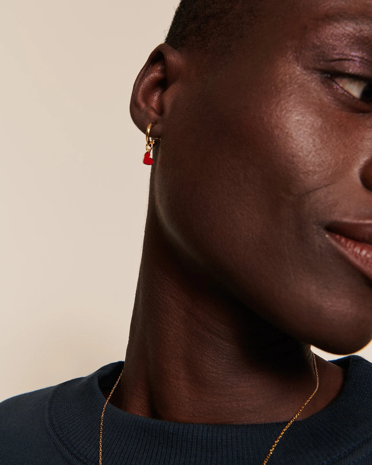 Les Créoles Carmen - Dorés à L'or Fin 24 Carats - 12 Mm 8 Les Créoles Carmen - Dorés à L'or Fin 24 Carats - 12 Mm – Image 6