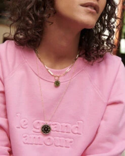 La Médaille Initiale - Dorée à L'or Fin 24 Carats - 15mm 33 La Médaille Initiale - Dorée à L'or Fin 24 Carats - 15mm -Bijoux Magasin COMPOC 2