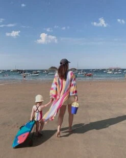 Le Maillot Une Pièce Rainbow Enfant - Gili's X émoi émoi 19 Le Maillot Une Pièce Rainbow Enfant - Gili's X émoi émoi -Bijoux Magasin IMG 8446retouchesweb 14dcfee2 42a4 427f 90ee 778a01bd1a80