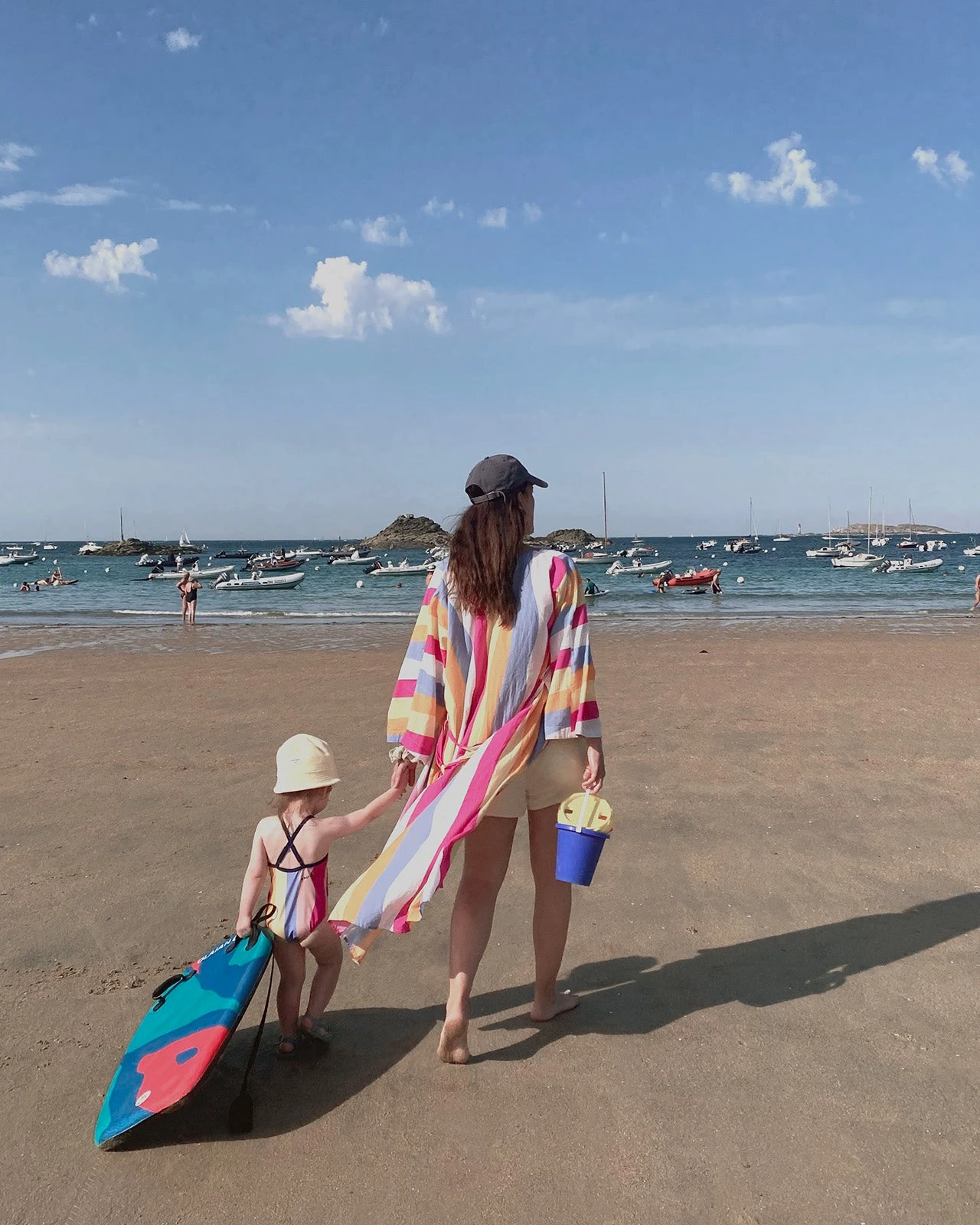 Le Maillot Une Pièce Rainbow Enfant - Gili's X émoi émoi 11 Le Maillot Une Pièce Rainbow Enfant - Gili's X émoi émoi – Image 9