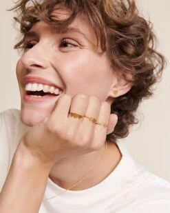 La Bague 3 Cœurs - Dorée à L'or Fin 24 Carats -Bijoux Magasin PERMANENT BIJOUXDORES BagueToi 1coeur dore BagueToi Moi 2coeurs dore BagueNous 3coeurs doreCOMPO PucesCelestedoreeemoiemoi 02 181web