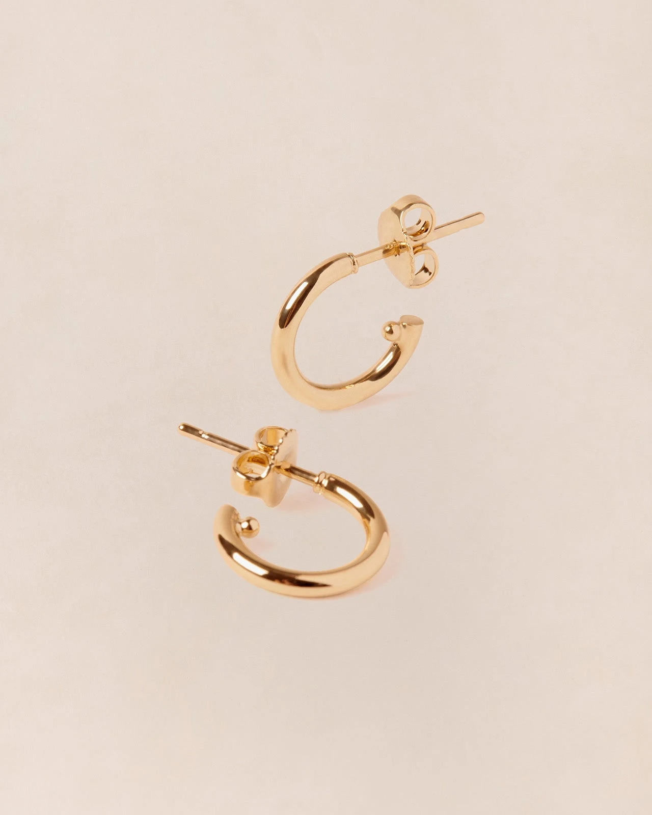 Les Créoles Carmen - Dorés à L'or Fin 24 Carats - 12 Mm 7 Les Créoles Carmen - Dorés à L'or Fin 24 Carats - 12 Mm – Image 5