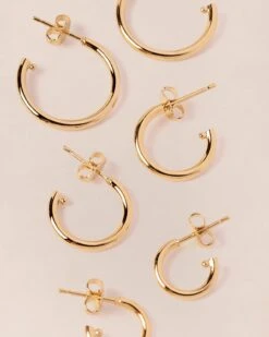 Les Créoles Carmen - Dorés à L'or Fin 24 Carats - 16 Mm -Bijoux Magasin PERMANENT BIJOUXDORES CreolesCarmenfantaisie dore SML emoiemoi 1024web 6fada06f f5a8 4950 b681 da8d6a434b4f