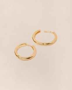 La Paire De Créoles Précieuses Carry En Vermeil - 16mm -Bijoux Magasin PERMANENT BIJOUXPRECIEUX CreolesCarry vermeil 16mmemoiemoi 0539web