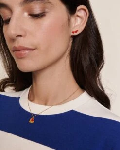 La Composition Numéro 15 16 La Composition Numéro 15 -Bijoux Magasin PERMANENT COMPOBIJOUX MedailleCoeurManonRouge MedailleinitialeMarieE chaineboules40cm emoiemoi D2LOOK 13 1155web 31ecd92f 6d3b 4da5 969e 4ee2b7bbcd84