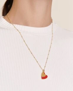 La Médaille Initiale Cœur - Dorée à L'or Fin 24 Carats - 10mm 29 La Médaille Initiale Cœur - Dorée à L'or Fin 24 Carats - 10mm -Bijoux Magasin PERMANENT COMPOBIJOUX MedailleMisiarouge medailleinitialeEMarie chaineboules50cm emoiemoi D2LOOK 41 3209web 847f0906 4fed 4b84 b91c 3f35e4919ead