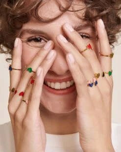 La Bague Billie 2 Cœurs Bleus - Dorée à L'or Fin 24 Carats -Bijoux Magasin PERMANENTBIJOUX BAGUES Baguesdoree rouge bleu vert rose emoiemoi D1 LOOK 01 64web