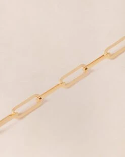 La Composition Numéro 30 12 La Composition Numéro 30 -Bijoux Magasin PERMANENTBIJOUX CollierChaineMaillonsfins emoiemoi 1076web