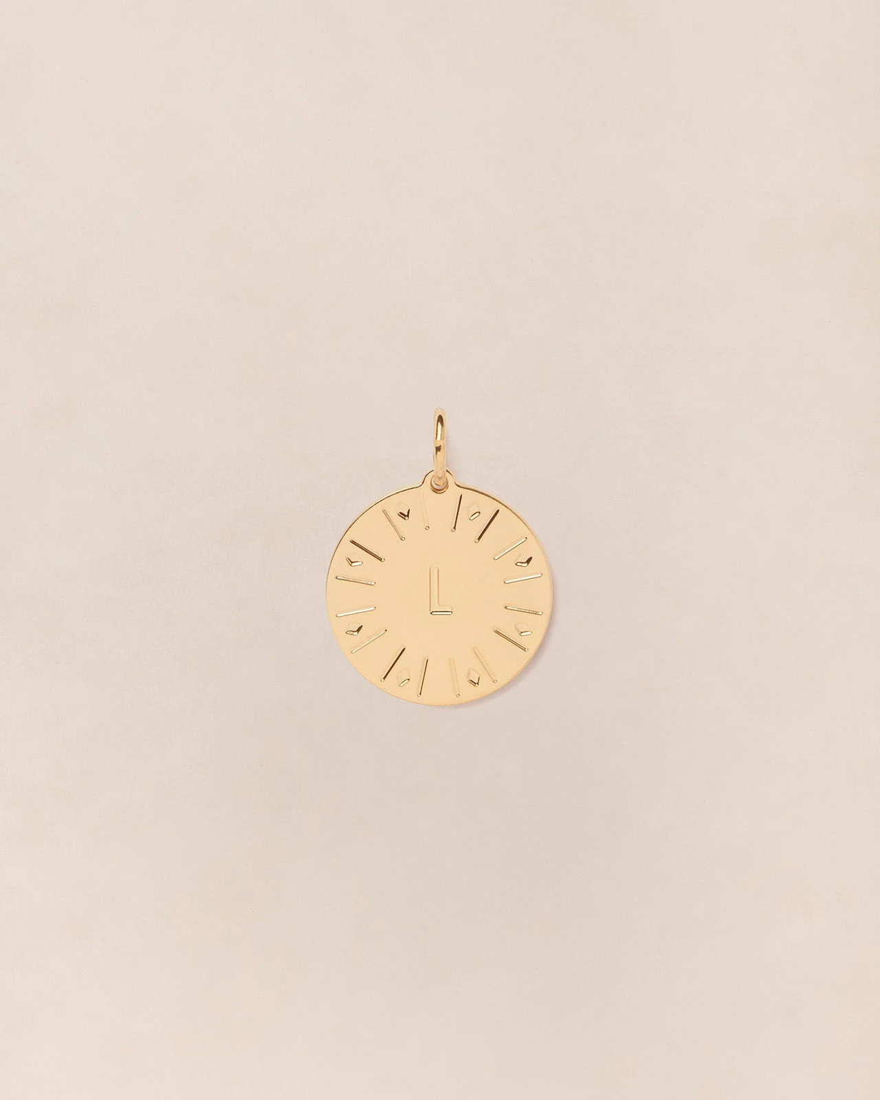 La Médaille Initiale - Dorée à L'or Fin 24 Carats - 15mm 15 La Médaille Initiale - Dorée à L'or Fin 24 Carats - 15mm – Image 13