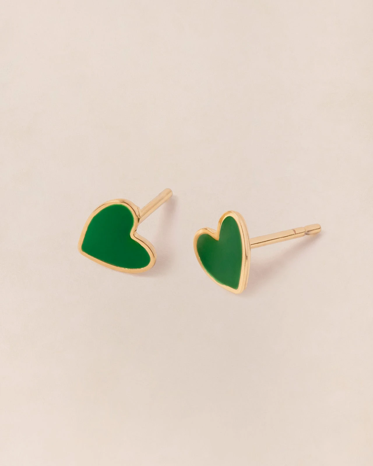 Les Boucles D'oreilles Céleste Petit Cœur Vert - Dorées à L'or Fin 24 Carats 3 Les Boucles D'oreilles Céleste Petit Cœur Vert - Dorées à L'or Fin 24 Carats
