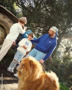 Le Hoodie Papa Super Super Cool - Bleu -Bijoux Magasin PHOTOS COMMUNAUTE RECADRAGES 1280x1600px seashell family 7 81708c43 1c2f 4711 a875 c5b30f4f5365