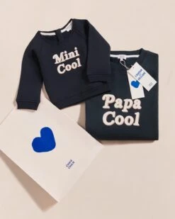 La Petite Pochette Cadeau Coeur Signature - 22 X 33 Cm - Crème -Bijoux Magasin Packaging Sweaticoniquecharbon sweatpapacoolcharbon sweatminicoolcharbon emoiemoi TOPSHOT 26 79323Wweb